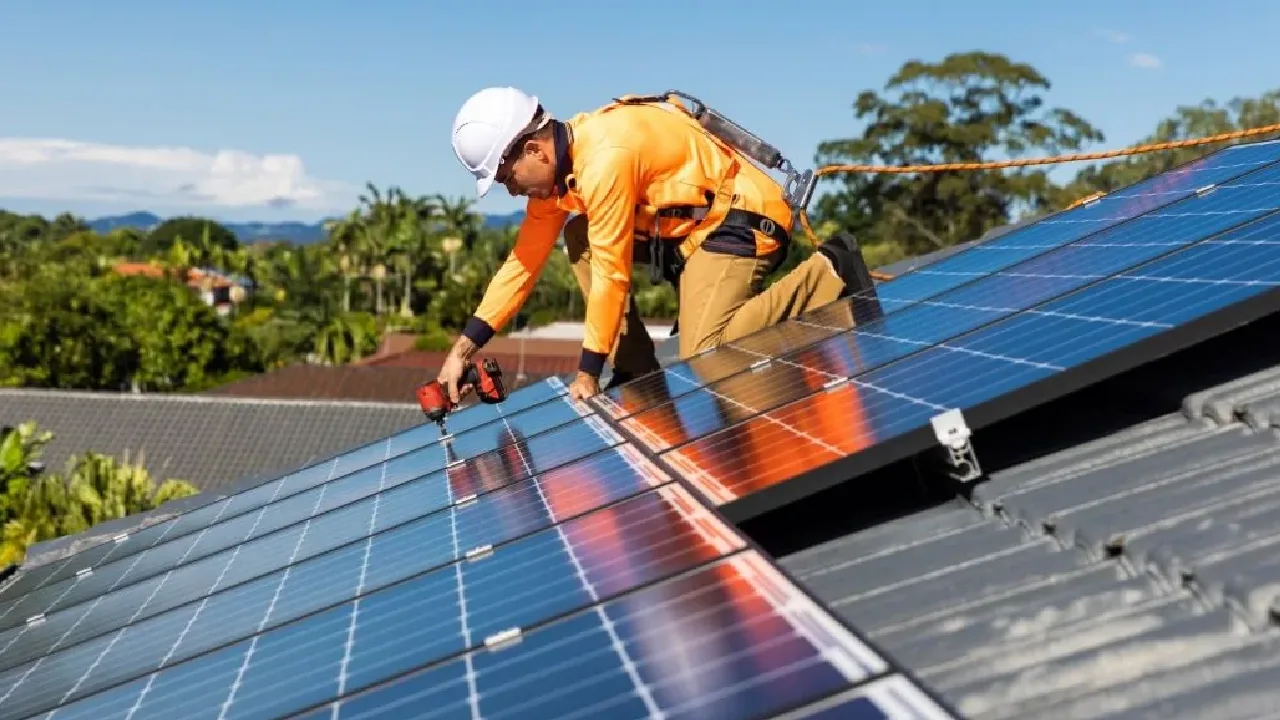 சோலார் ஷேரர் திட்டத்தை அறிமுகப்படுத்தும் ஆஸ்திரேலியா அரசு!