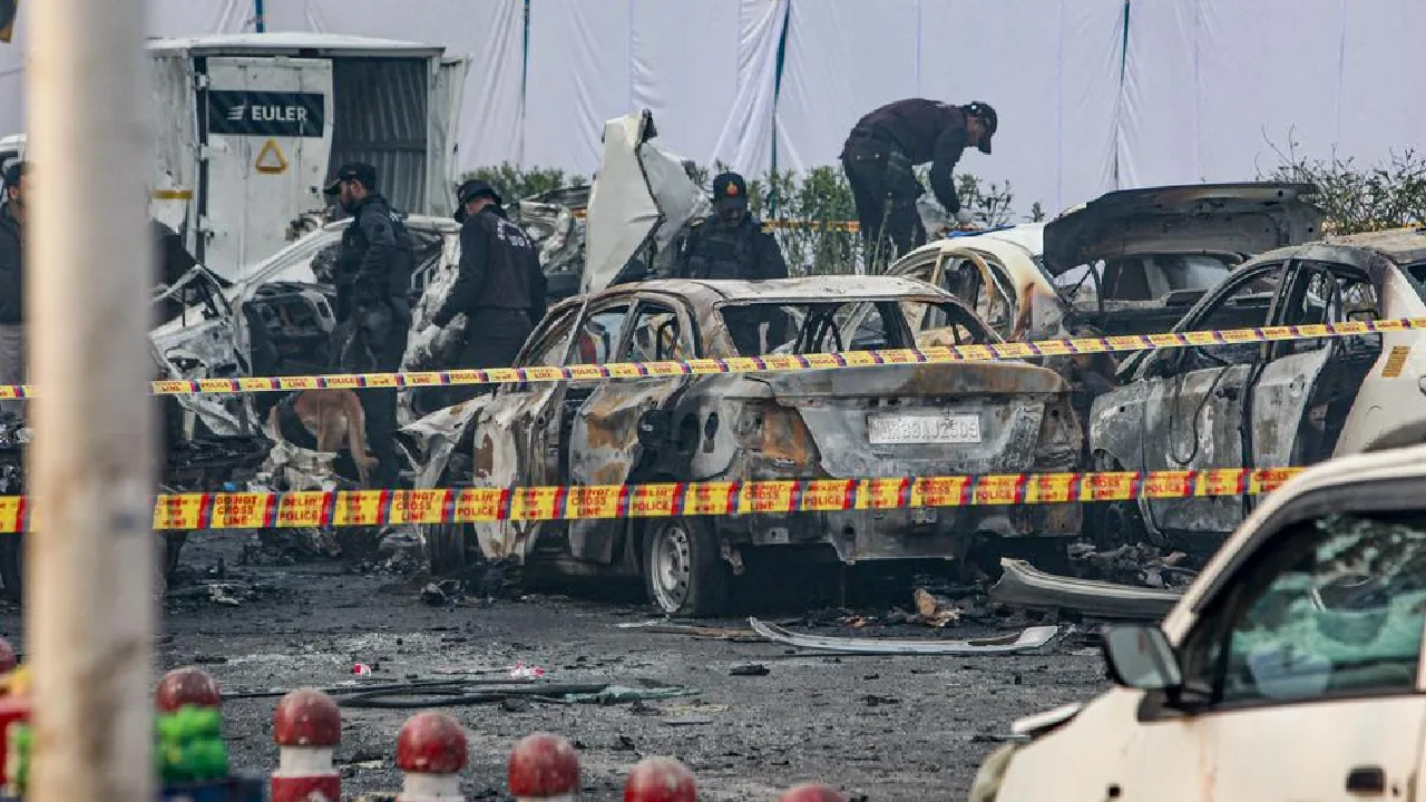 டெல்லி கார் வெடிப்பு சம்பவத்தில் துருக்கிக்கு தொடர்பு? – புலனாய்வு அமைப்புகள் விசாரணை!