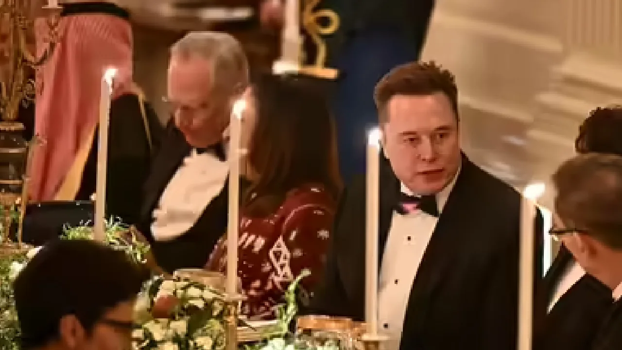 டிரம்புடனான மோதல் போக்குக்கு பின் முதல் முறையாக விருந்தில் கலந்து கொண்ட எலான் மஸ்க்!