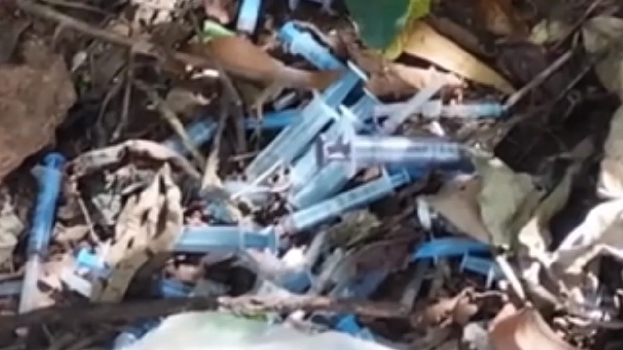 பந்துலூர் வனப்பகுதியில் சட்டவிரோதமாக மருத்துவ கழிவுகள் கொட்டப்படுவதாக புகார்!