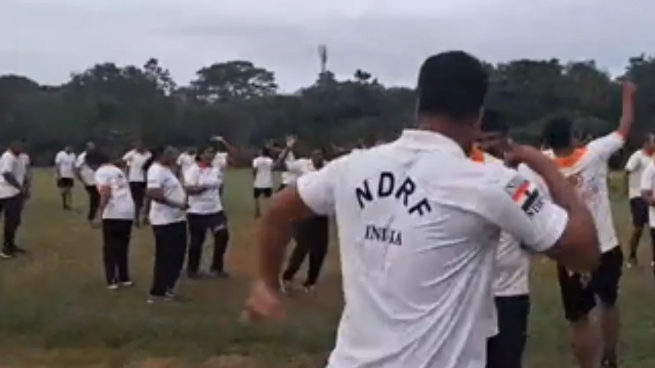 ராணிப்பேட்டை : விஜய் பட பாடலுக்கு நடனமாடிய பேரிடர் மீட்பு படை வீரர்கள்!