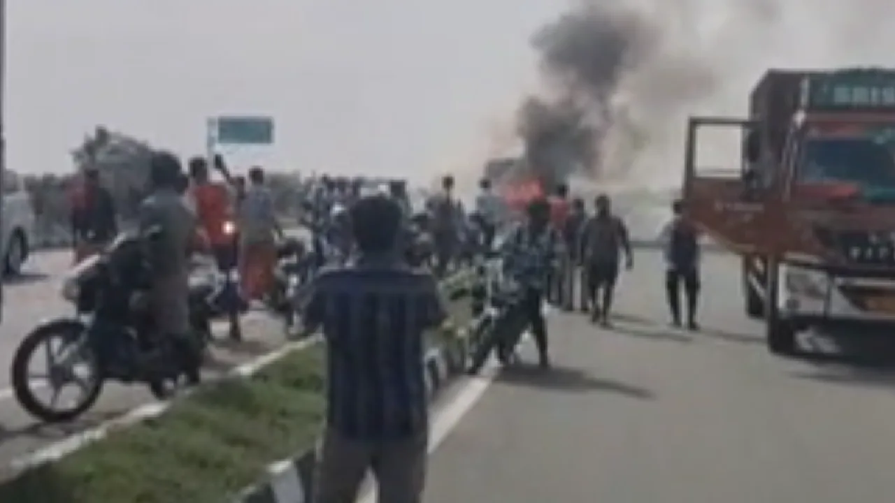 திருமங்கலம் அருகே திடீரென தீப்பற்றி எரிந்த பள்ளி மினிவேன்!