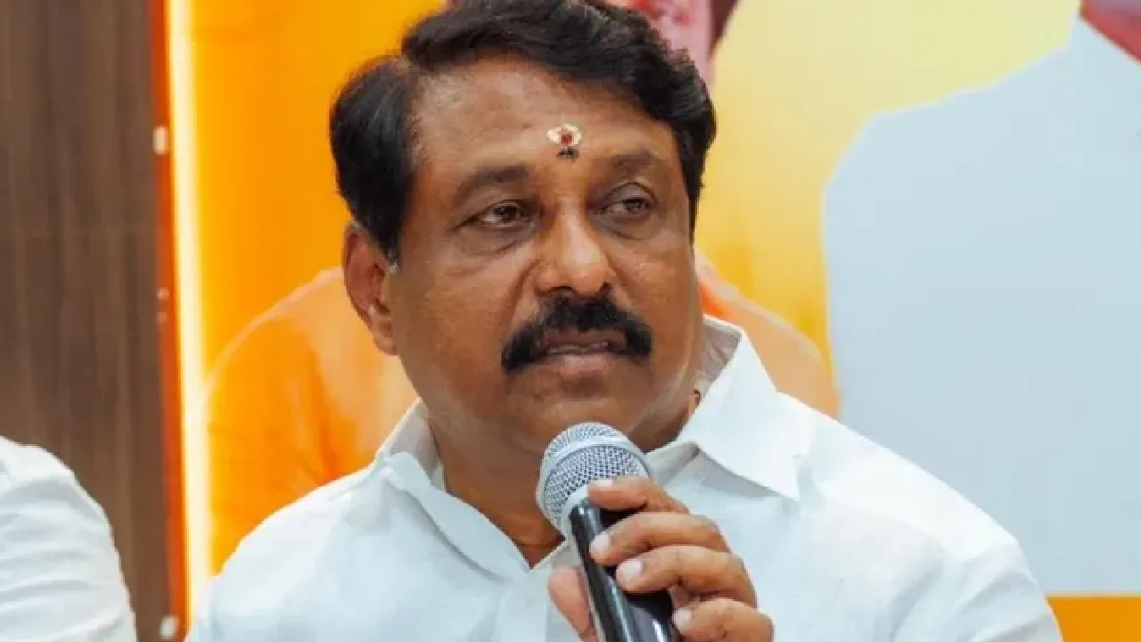 திமுக ஆட்சியில் பள்ளி முதல் பள்ளிவாசல் வரை பல்லிளிக்கும் பெண்களின் பாதுகாப்பு – நயினார் நாகேந்திரன் விமர்சனம்!