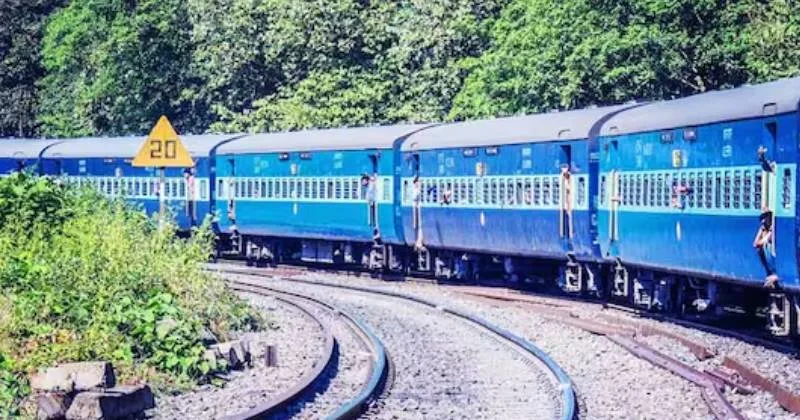 ‘ஏசி’ வசதி இல்லாத, ‘ஸ்லீப்பர்’ பெட்டி பயணிகளுக்கும் படுக்கை விரிப்பு – தெற்கு ரயில்வே அறிவிப்பு!