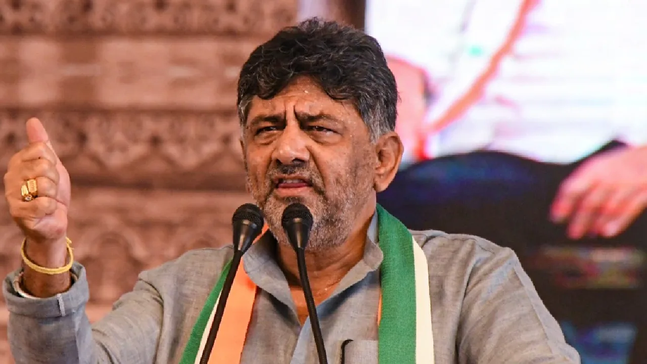 நிற்பவர்களுக்கு ஒரு போதும் நாற்காலி கிடைக்காது – கர்நாடக துணை முதலமைச்சர் டி.கே.சிவகுமார் பேச்சு!