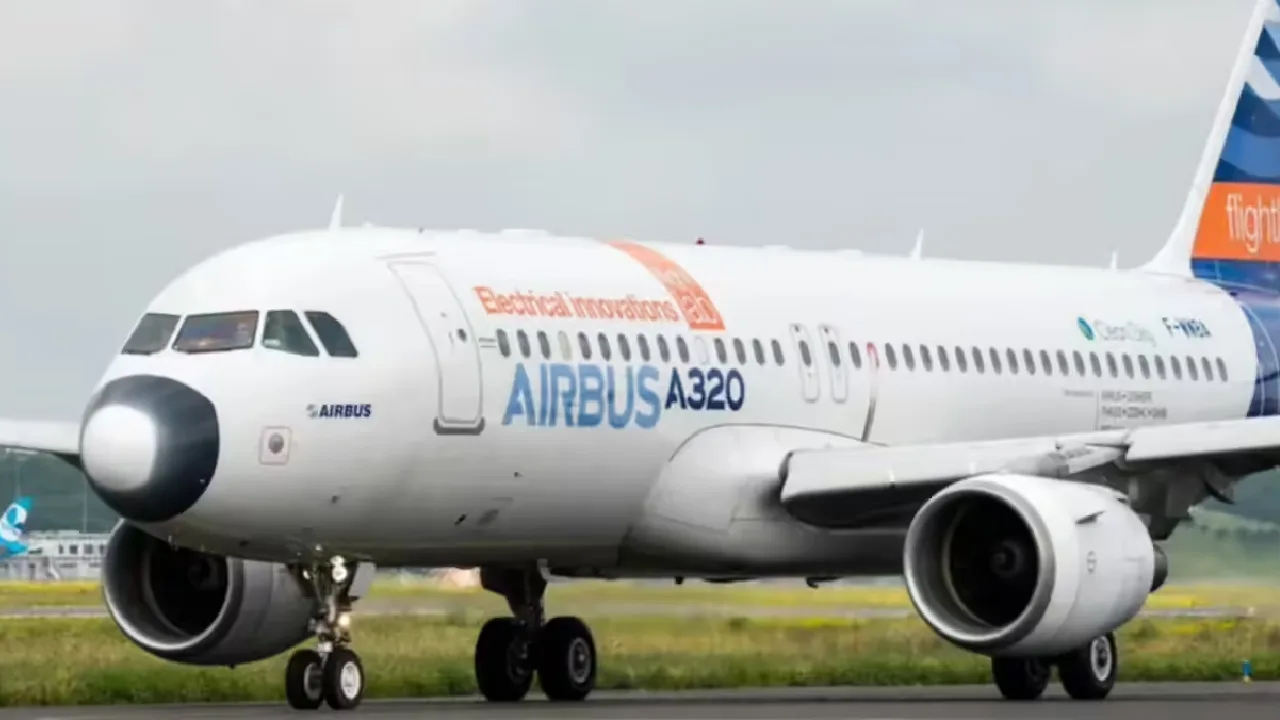 தொழில்நுட்ப கோளாறால் ஏர்பஸ் விமான சேவை முடக்கம் :  என்ன நடந்தது? – திடீர் பாதிப்பு ஏன்?