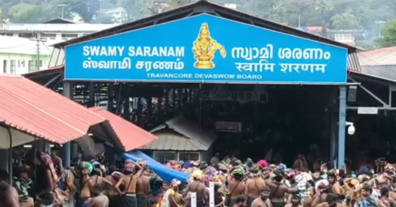 சபரிமலை ஐயப்பன் கோயிலில் அலைமோதும் கூட்டம் – தரிசனம் செய்யாமல் ஊர் திரும்பும் பக்தர்கள்!