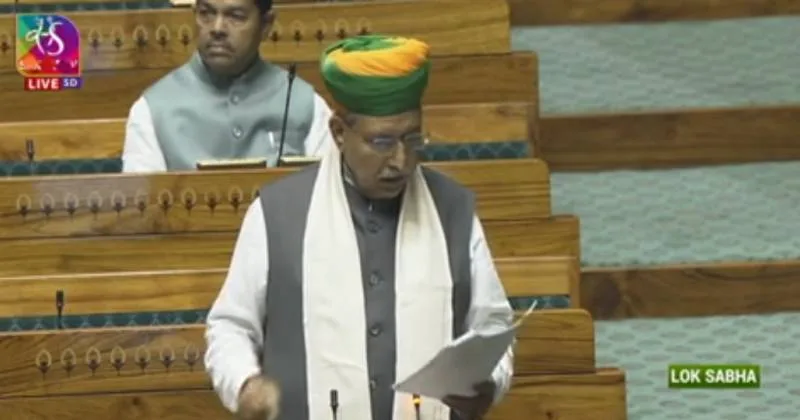 மக்களவையில் இன்று SIR குறித்த விவாதம் – நாளை பதிலளிக்கிறார் அமைச்சர் அர்ஜுன் மேக்வால்!