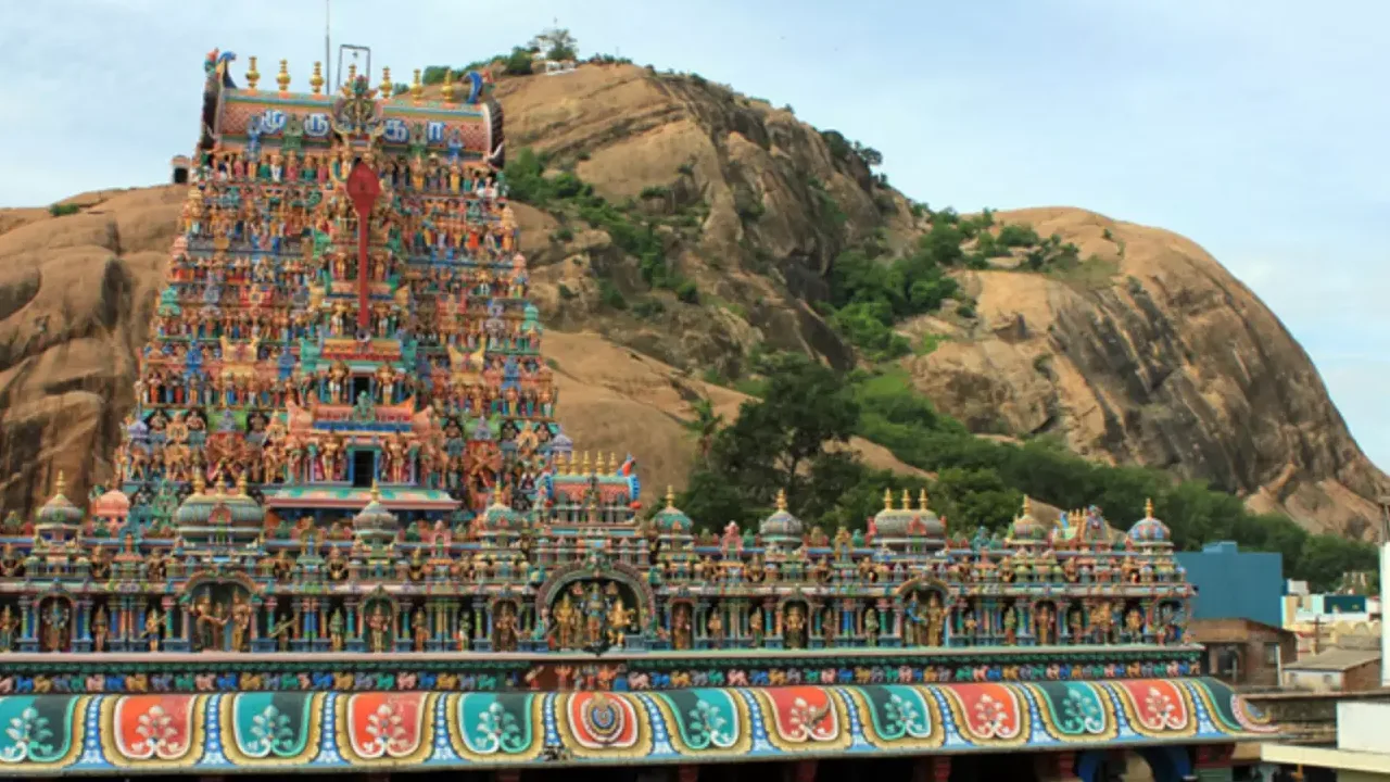 நீதிமன்ற உத்தரவுப்படி திருப்பரங்குன்றம் மலை உச்சியில் நாளை நிச்சயம் தீபம் ஏற்றப்படும் – மனுதாரர் ராம ரவிக்குமார்