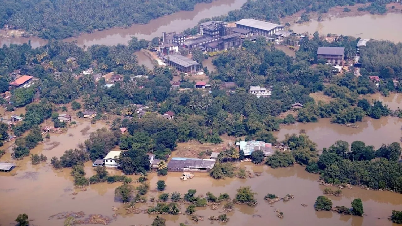 இலங்கை : கனமழை, வெள்ளம் – 620-ஐ கடந்த பலி எண்ணிக்கை!