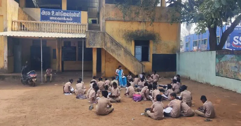 தந்தைக்கு சிலை முக்கியமா? பள்ளி முக்கியமா? – “Out of Contact” முதல்வருக்கு அண்ணாமலை கேள்வி!