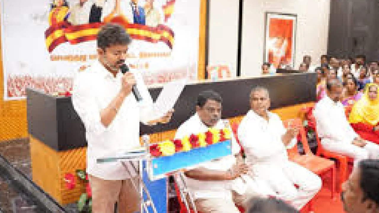 சென்னை பனையூரில் தவெக மாவட்ட செயலாளர்கள் கூட்டம்!