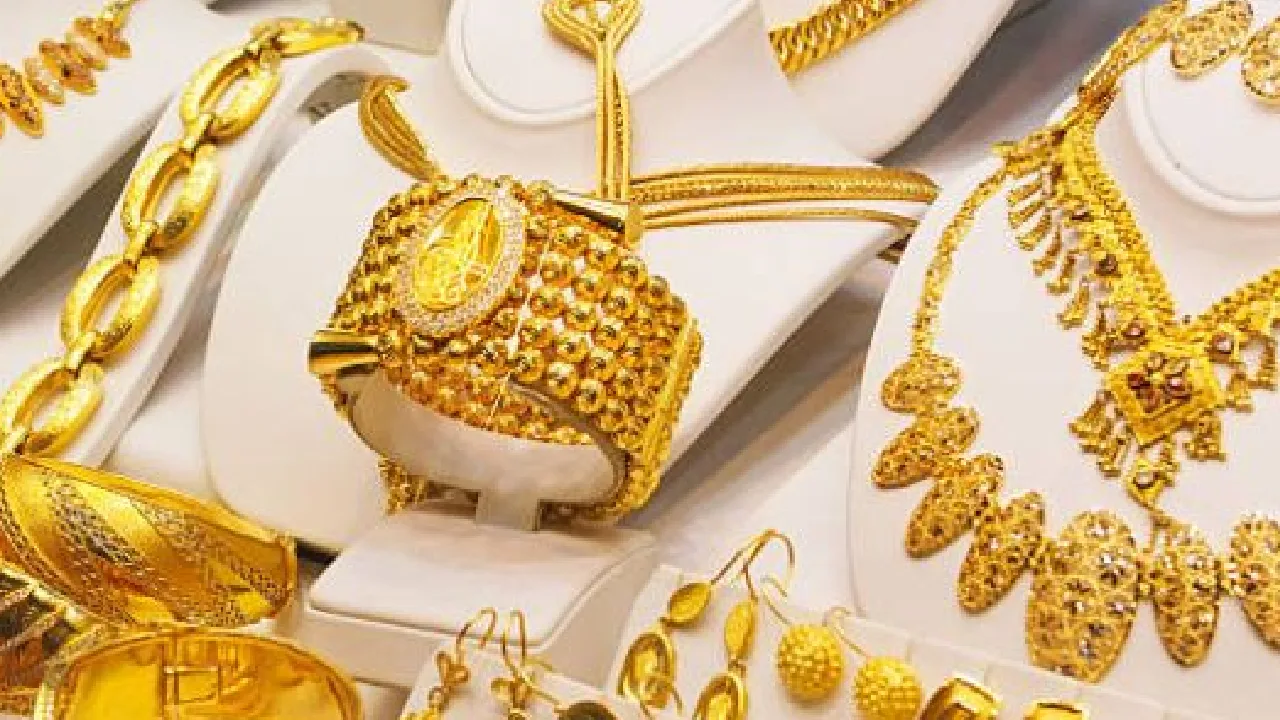 தங்கத்தின் விலை ஒரே நாளில் சவரனுக்கு 2,560 ரூபாய் உயர்வு!