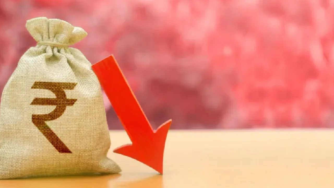 ரூபாய் மதிப்பு சரிவால் சாதகங்கள் என்ன? – பொருளாதார வல்லுநர்கள் சொல்லும் விளக்கம்!