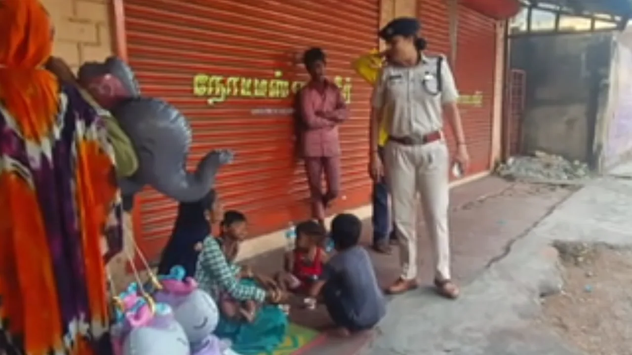 புதுச்சேரி : தெருவோரம் வசிக்கும் குழந்தைகளுக்கு உதவிய காவல் அதிகாரி!