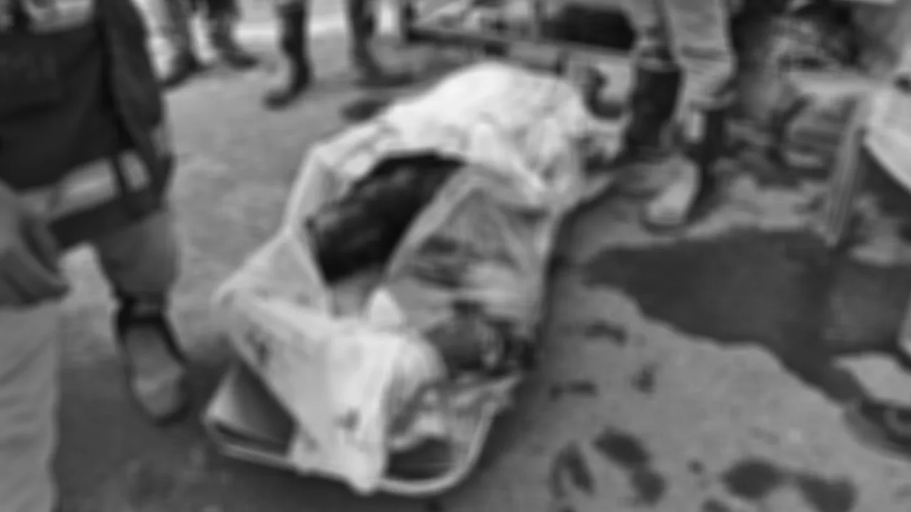 திருப்பரங்குன்றம் மலை உச்சியில் கார்த்திகை தீபம் ஏற்றக்கோரி இளைஞர் தீக்குளித்து தற்கொலை – அண்ணாமலை இரங்கல்!