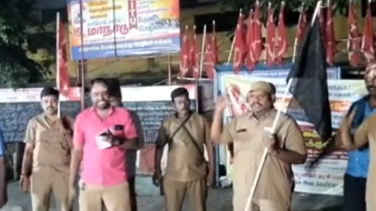 சென்னையில் போக்குவரத்து ஊழியர்கள் கருப்புக்கொடி ஏந்தி போராட்டம்!