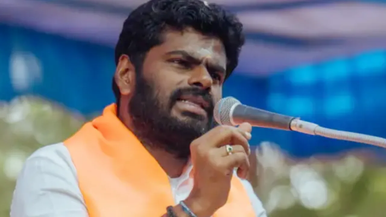 தமிழ் மொழியின் பெயரால் திமுக நாடகமாடுகிறது – அண்ணாமலை விமர்சனம்!