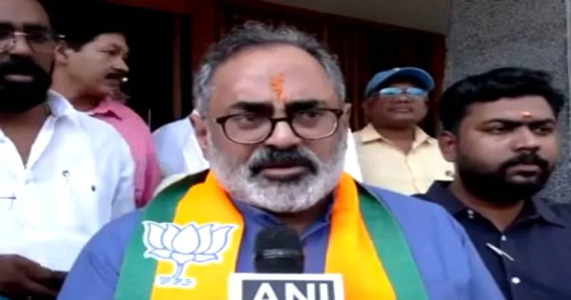 சபரிமலை பதினெட்டாம் படியின் சில பகுதிகள் சேதப்படுத்தப்பட்டு கொள்ளை – ராஜீவ் சந்திரசேகர் குற்றச்சாட்டு!