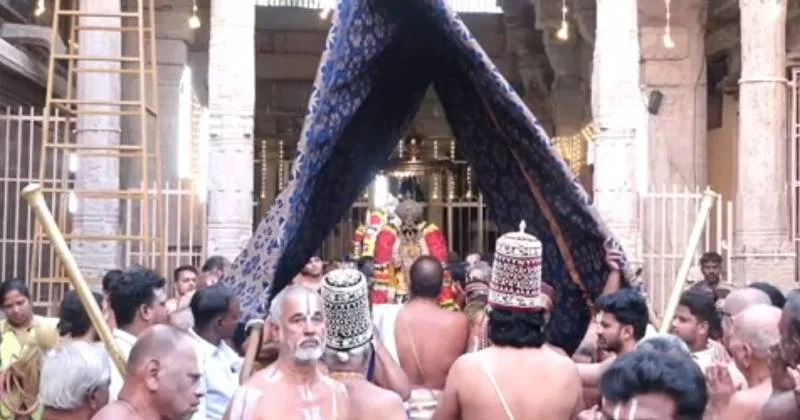 ஸ்ரீரங்கம் ரங்கநாதர் கோயிலில் பகல் பத்து 6-ம் நாள் உற்சவம் கோலாகலம்!