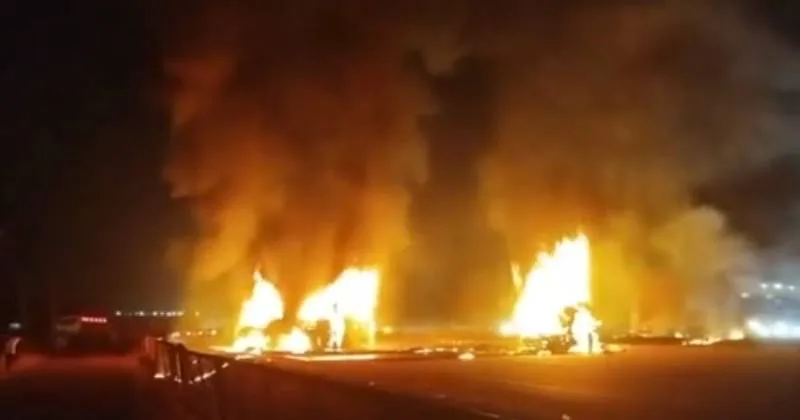 கர்நாடக பேருந்து விபத்தில் 17 பேர் பலி  – பிரதமர் மோடி இரங்கல்!