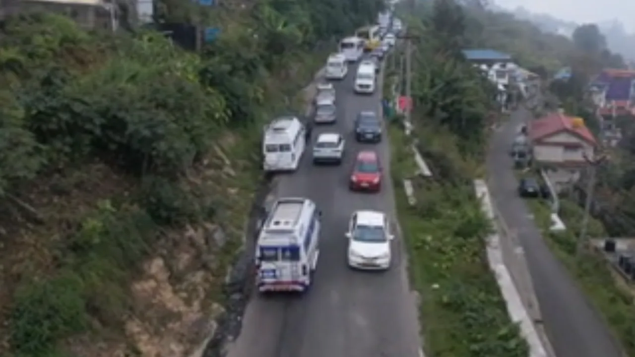 தொடர் விடுமுறை – கொடைக்கானலில் சுற்றுலா பயணிகள் வருகை அதிகரிப்பு!