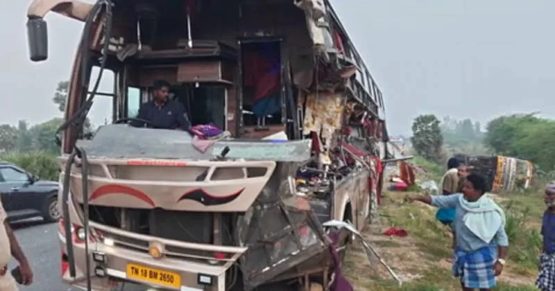 புதுக்கோட்டை அருகே டிப்பர் லாரி மீது ஆம்னி பேருந்து மோதி விபத்து – 7 பேர் படுகாயம்!
