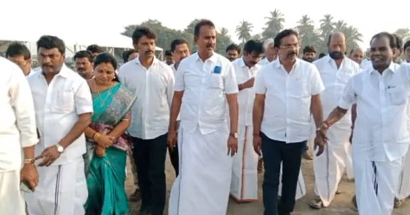 மதுராந்தகத்தில் பிரதமர் மோடி பங்கேற்கவுள்ள பொதுக்கூட்ட மைதானம் – முன்னாள் அமைச்சர் எஸ்.பி.வேலுமணி பார்வையிட்டார்!