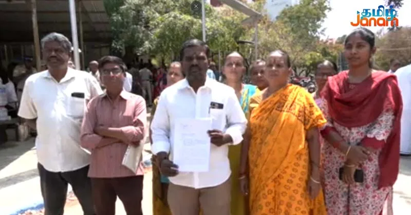 நகராட்சி சாலையை ஆக்கிரமித்து தேவாலயம் கட்டுவதை தடுக்க ஆட்சியரிடம் பொதுமக்கள் மனு!