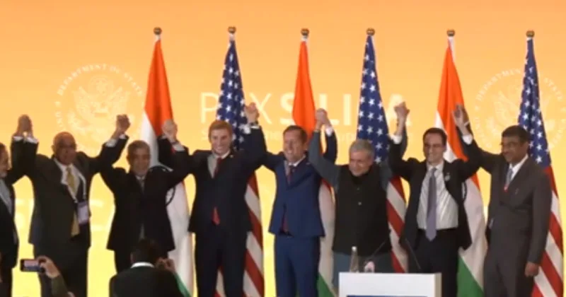 செமிகண்டக்டர் மற்றும் மின்னணு துறையில் இந்தியா தலைமை ஏற்க வேண்டும் – அஷ்வினி வைஷ்ணவ்