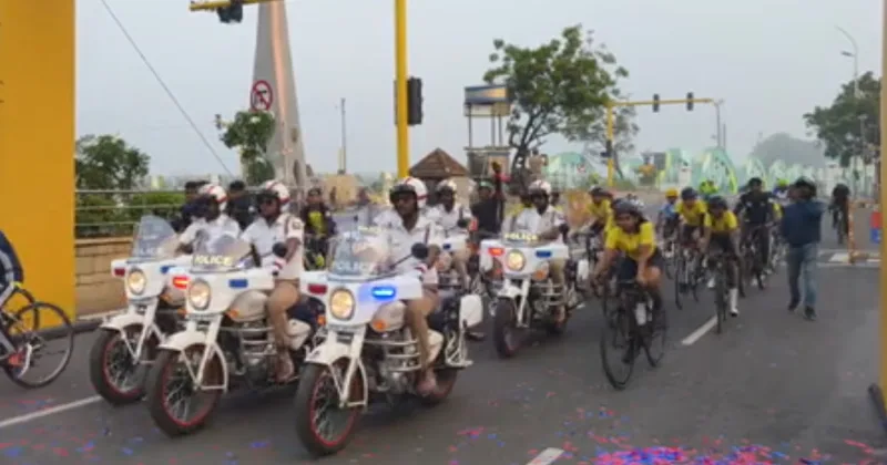 சென்னையில் போக்குவரத்துறை சார்பில் சாலை விழிப்புணர்வு சைக்ளோத்தான் போட்டி!