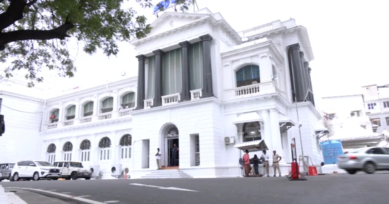 சட்டமன்ற தேர்தல் எதிரொலி – 12 நாட்களில் 4,385 டெண்டர்கள் வெளியிட்ட திமுக பிராந்திய அரசு!