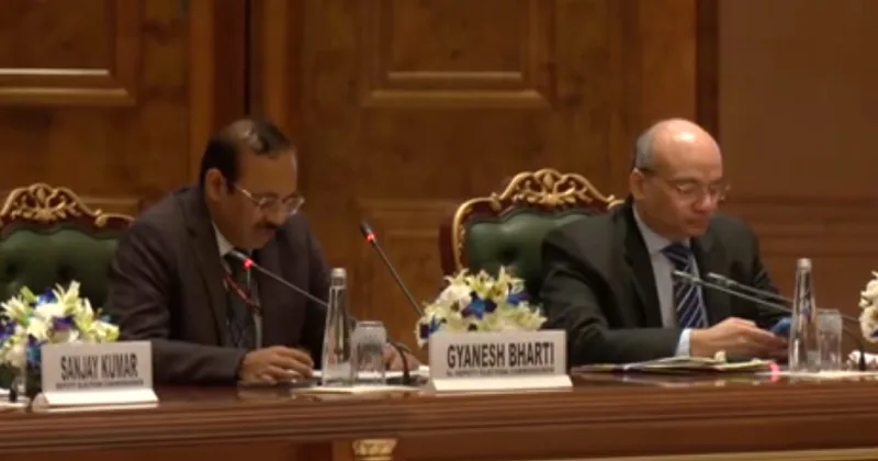 துல்லிய வாக்காளர் பட்டியலை உருவாக்கும் தேசிய பிரகடனம் – தேர்தல் ஆணையர்கள் மாநாட்டில் ஏற்பு!