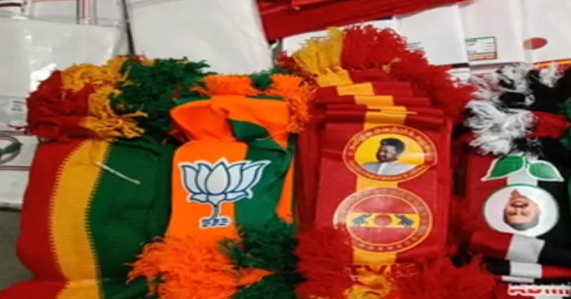 தமிழக சட்டமன்றத் தேர்தல் – திருப்பூரில் துண்டு தயாரிப்பு பணி தீவிரம்!