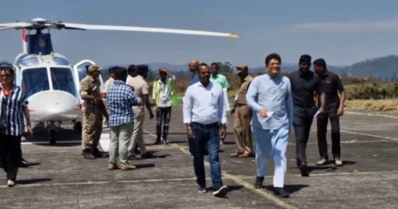 உதகையில் மத்திய அமைச்சர் பியூஸ் கோயல் சென்ற ஹெலிகாப்டரில் தேர்தல் பறக்கும் படையினர் சோதனை!