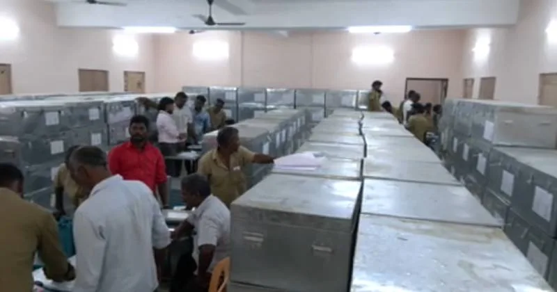 வாக்கு எண்ணிக்கைக்கு ‘டோட்டலைசர்’ கருவி : உச்ச நீதிமன்றம் உத்தரவு!